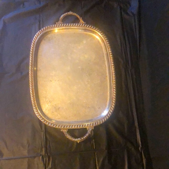 Copper under Silver plate large ornate serving tray marked Lion foot 1” pedestal - Picture 4 of 8